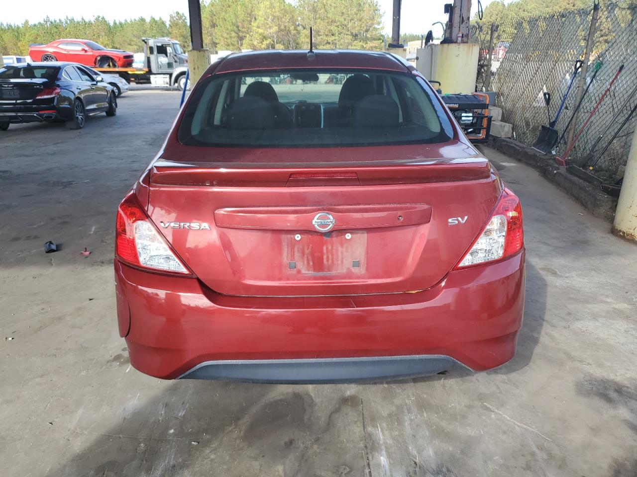 Lot #3024393541 2018 NISSAN VERSA S