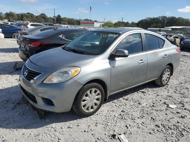 NISSAN VERSA S