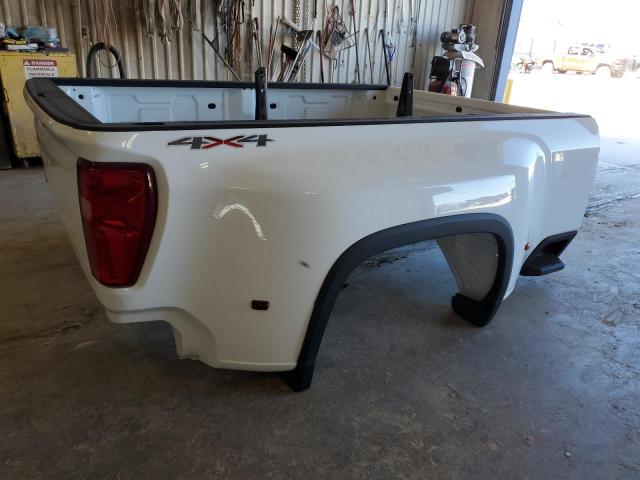 2021 CHEVROLET GMC WHITE BS81964744