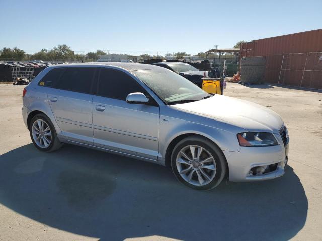 VIN WAUBEAFM6DA023807 2013 AUDI A3 no.4