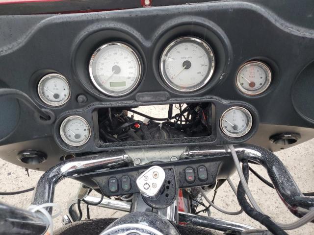 2010 HARLEY-DAVIDSON FLHX - 1HD1KB416AB625875