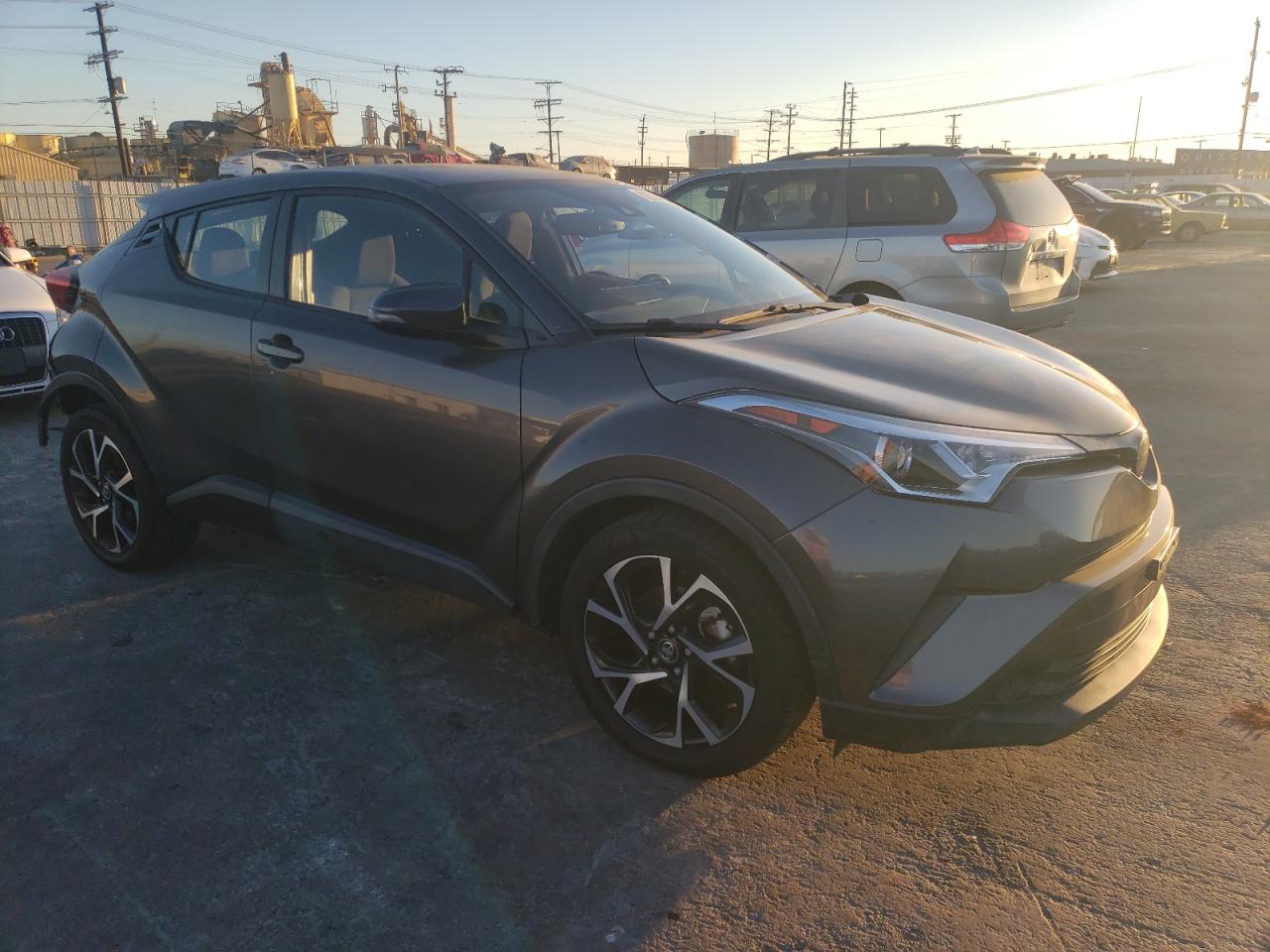 Lot #3025842331 2018 TOYOTA C-HR XLE