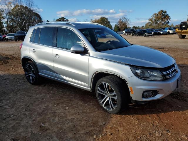 2017 VOLKSWAGEN TIGUAN HIG WVGLV7AX4HK006852
