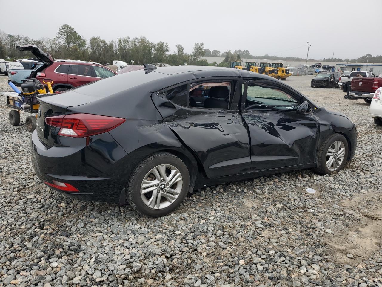 Lot #3034343065 2019 HYUNDAI ELANTRA SE