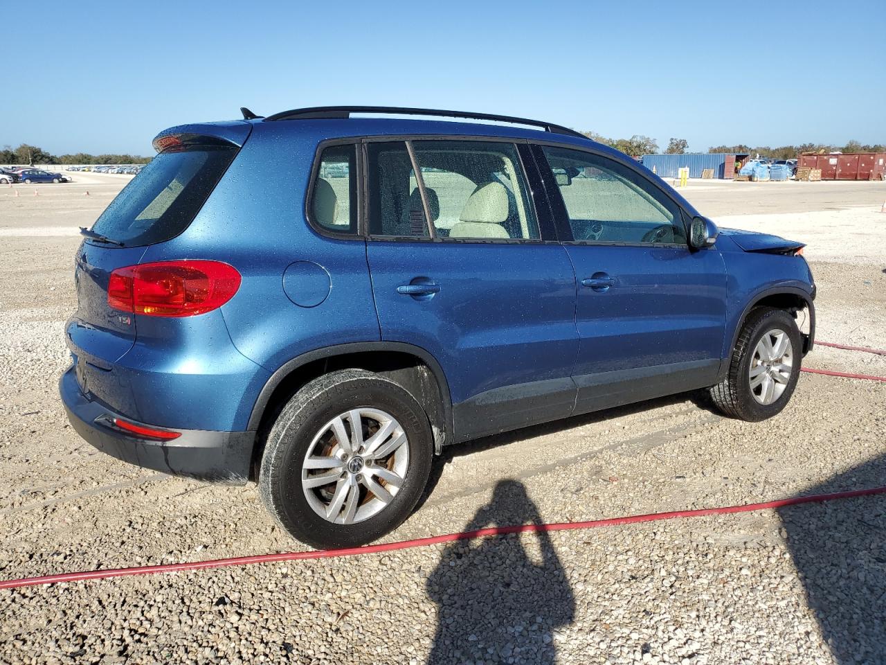 Lot #3006551800 2017 VOLKSWAGEN TIGUAN S