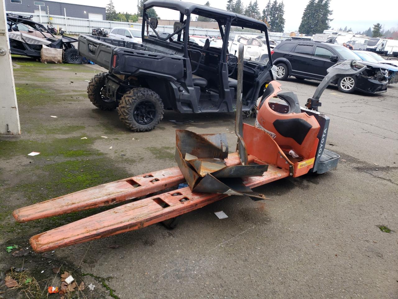 Lot #3024679573 2018 TOYOTA FORK LIFT