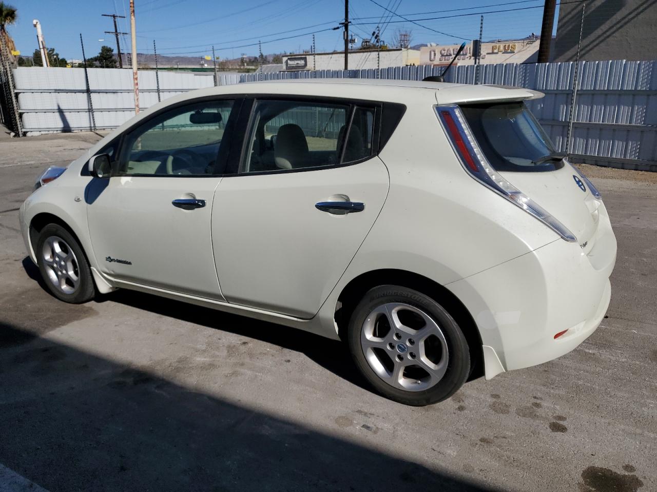 Lot #2972433558 2011 NISSAN LEAF SV