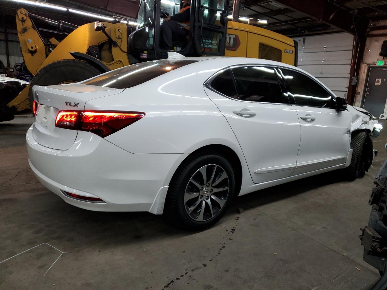 Lot #3040800757 2016 ACURA TLX TECH