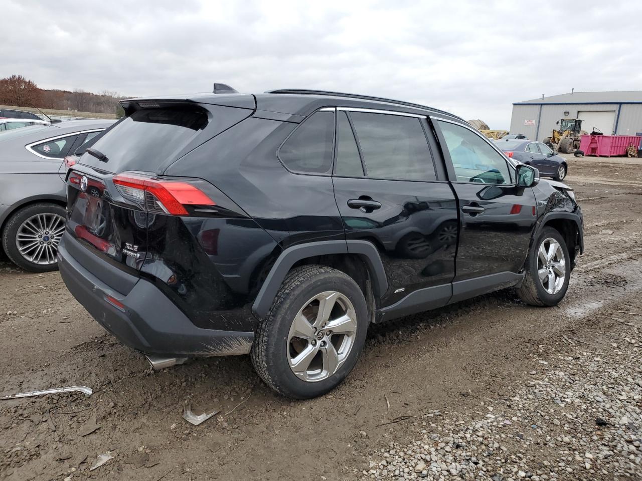 Lot #2988814652 2021 TOYOTA RAV4 XLE P