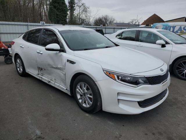 VIN 5XXGT4L31JG238815 2018 KIA OPTIMA no.4