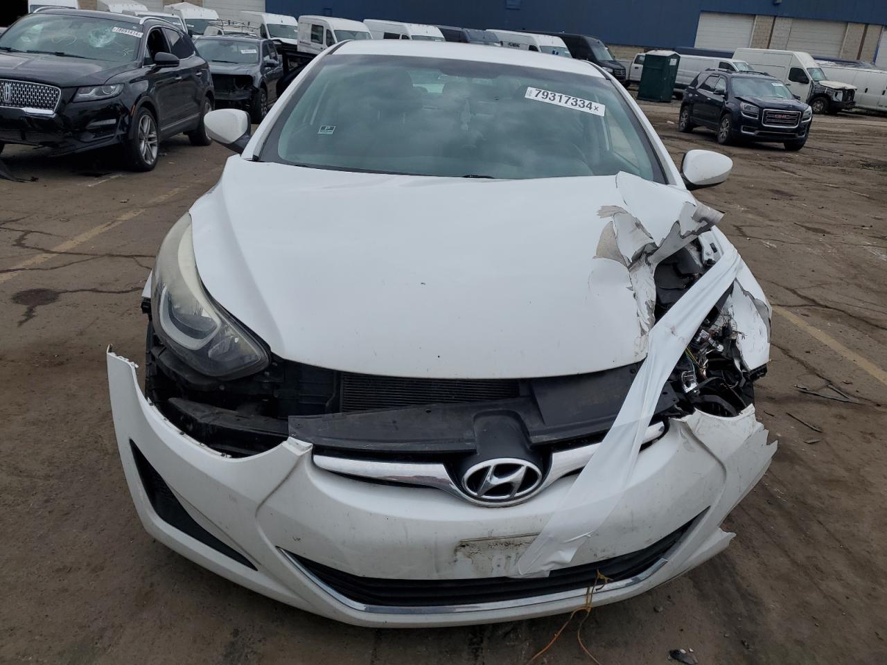 Lot #2960116173 2015 HYUNDAI ELANTRA SE