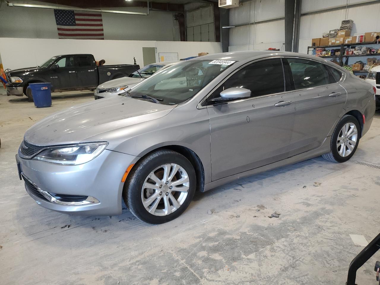  Salvage Chrysler 200