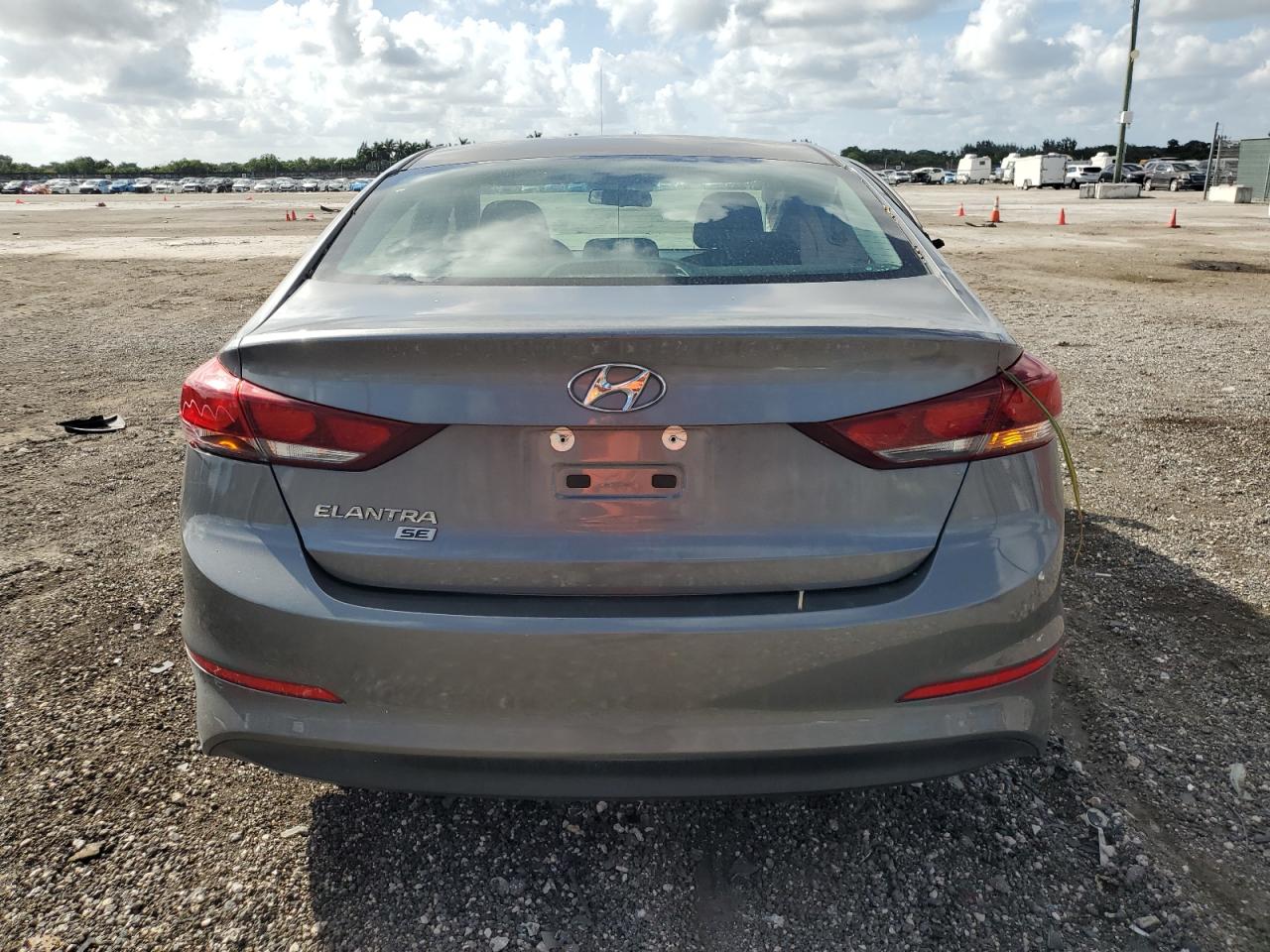 Lot #3049599718 2018 HYUNDAI ELANTRA SE