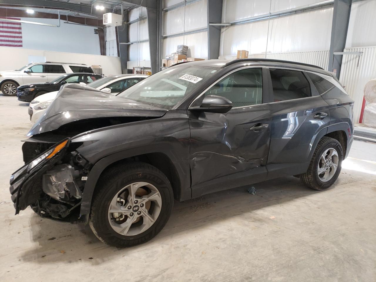  Salvage Hyundai TUCSON