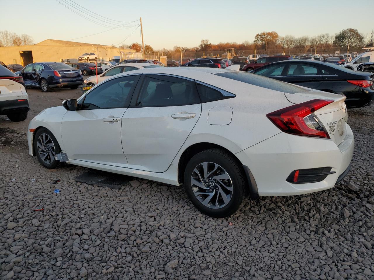 Lot #2994213285 2018 HONDA CIVIC EX