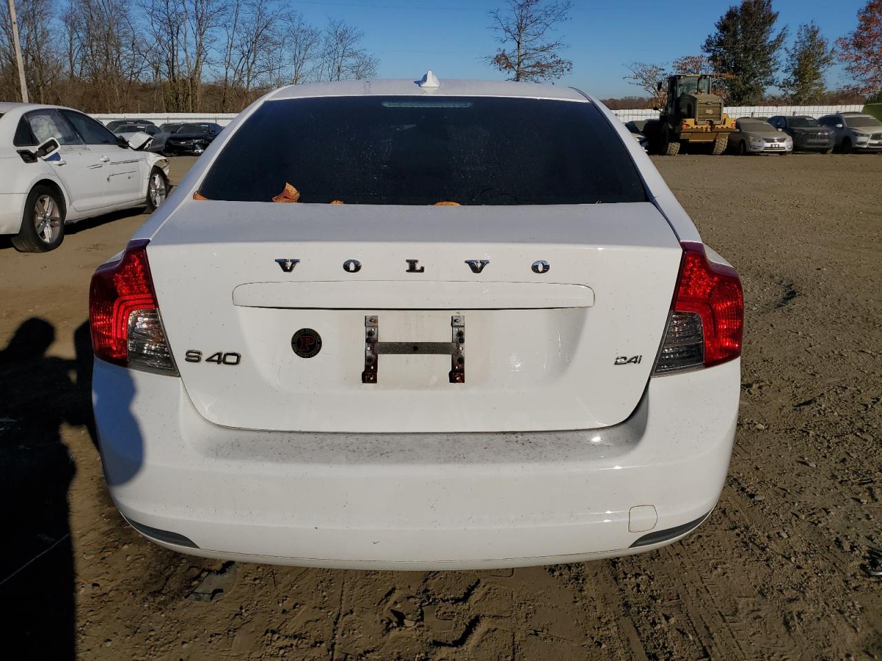 Lot #2994188304 2010 VOLVO S40 2.4I