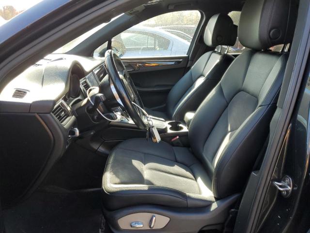 2017 PORSCHE MACAN WP1AA2A50HLB06626