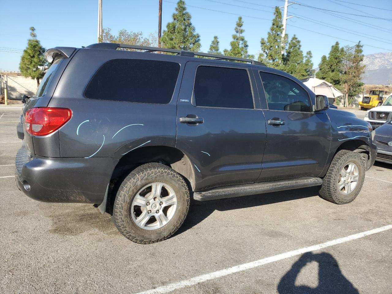 Lot #2989423651 2011 TOYOTA SEQUOIA SR