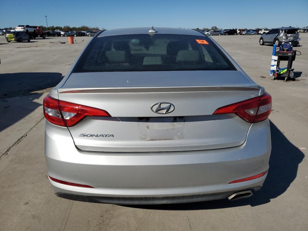 Lot #3033135007 2015 HYUNDAI SONATA SE