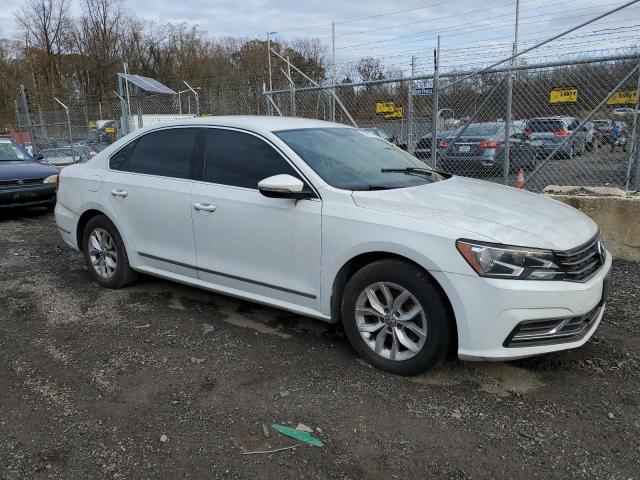 VIN 1VWAT7A36GC015895 2016 Volkswagen Passat, S no.4