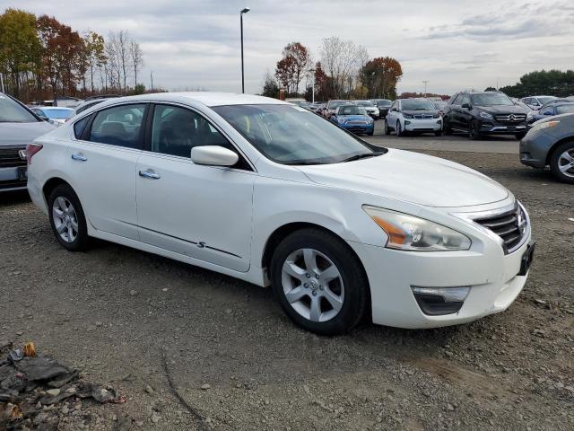 VIN 1N4AL3AP7DN502494 2013 Nissan Altima, 2.5 no.4