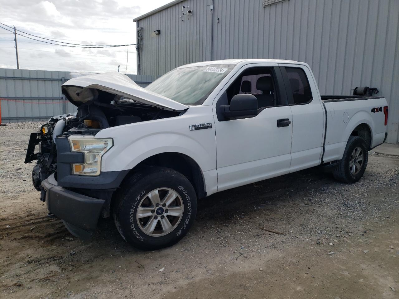 FORD F-150 SUPER CAB