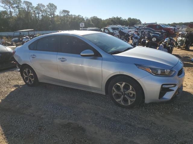 VIN 3KPF24AD6LE213673 2020 KIA FORTE no.4