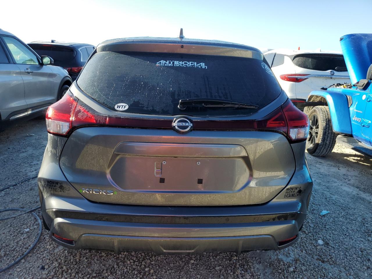 Lot #2989300345 2023 NISSAN KICKS S