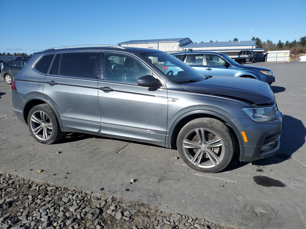 VOLKSWAGEN TIGUAN SE