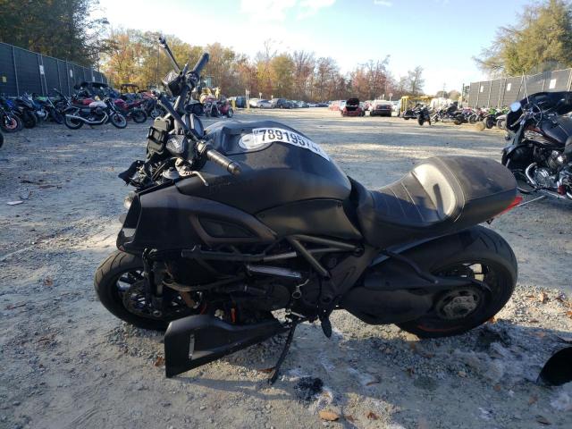 2015 DUCATI DIAVEL ZDM13BSW9FB026638