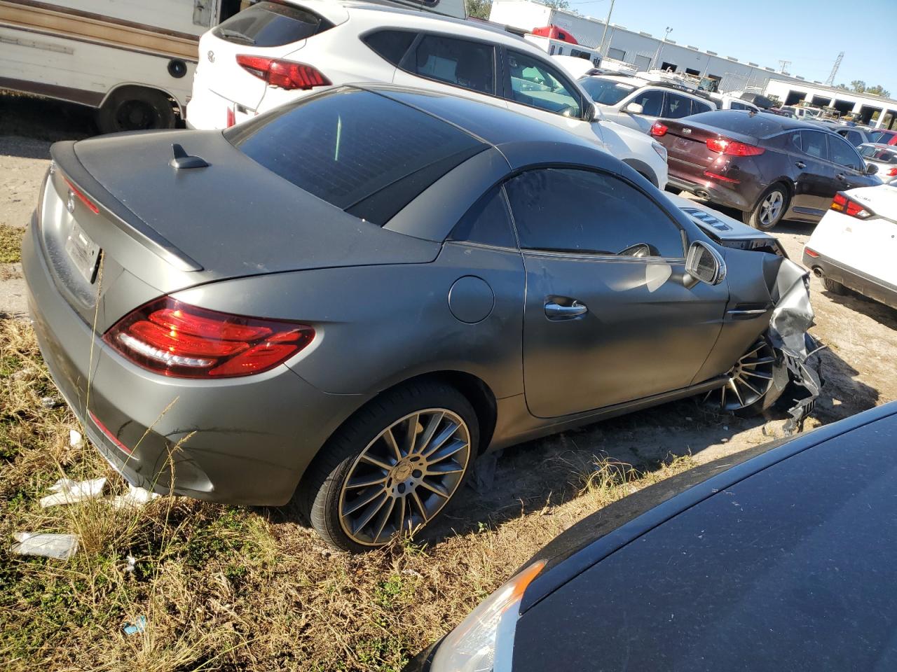 Lot #3033245863 2017 MERCEDES-BENZ SLC 300