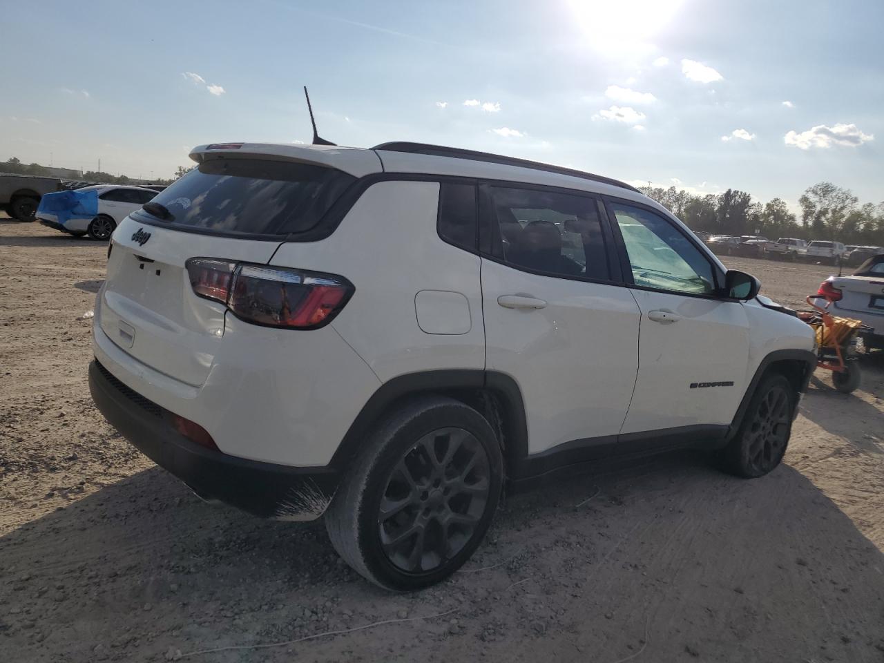 Lot #3009079348 2021 JEEP COMPASS 80