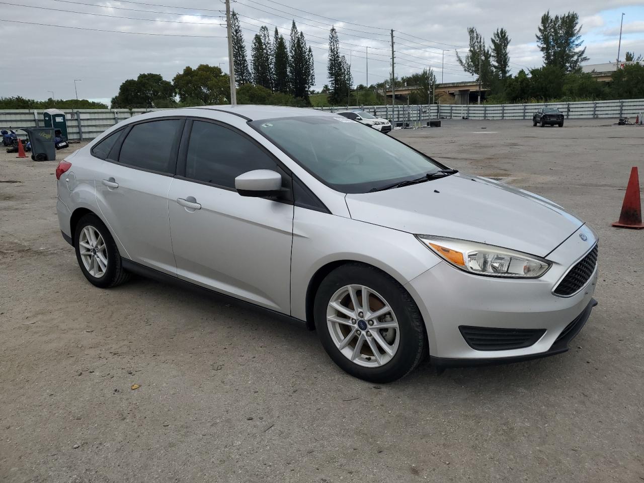 Lot #2986782156 2018 FORD FOCUS SE