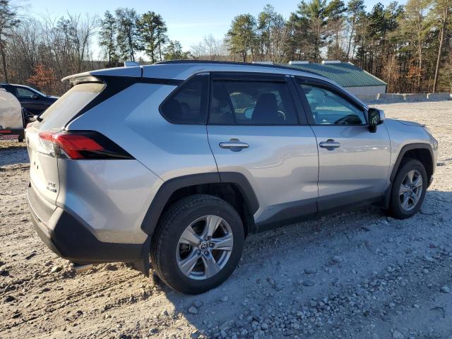2022 TOYOTA RAV4 XLE - 4T3RWRFV8NU076775