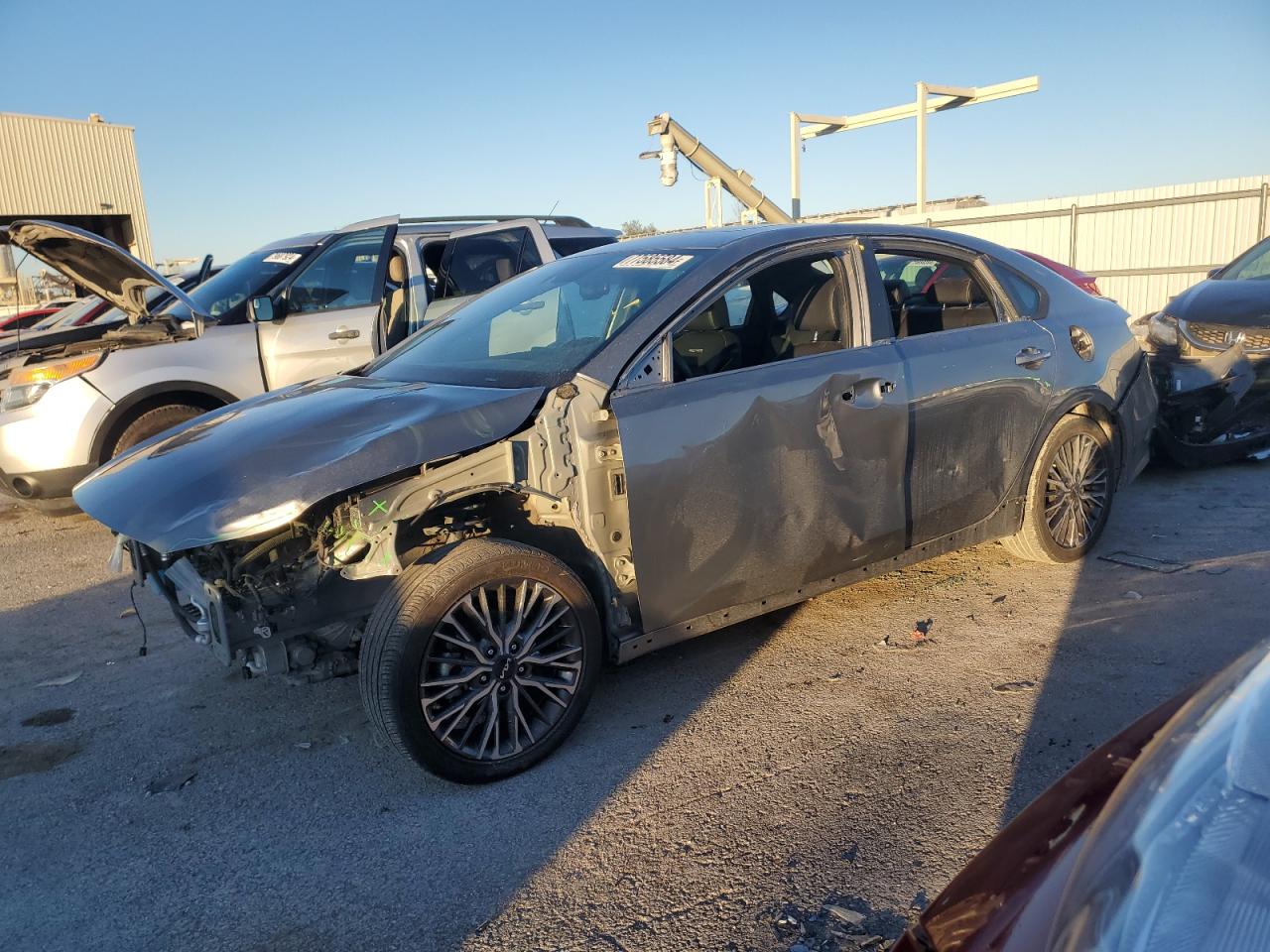 KIA FORTE GT LINE
