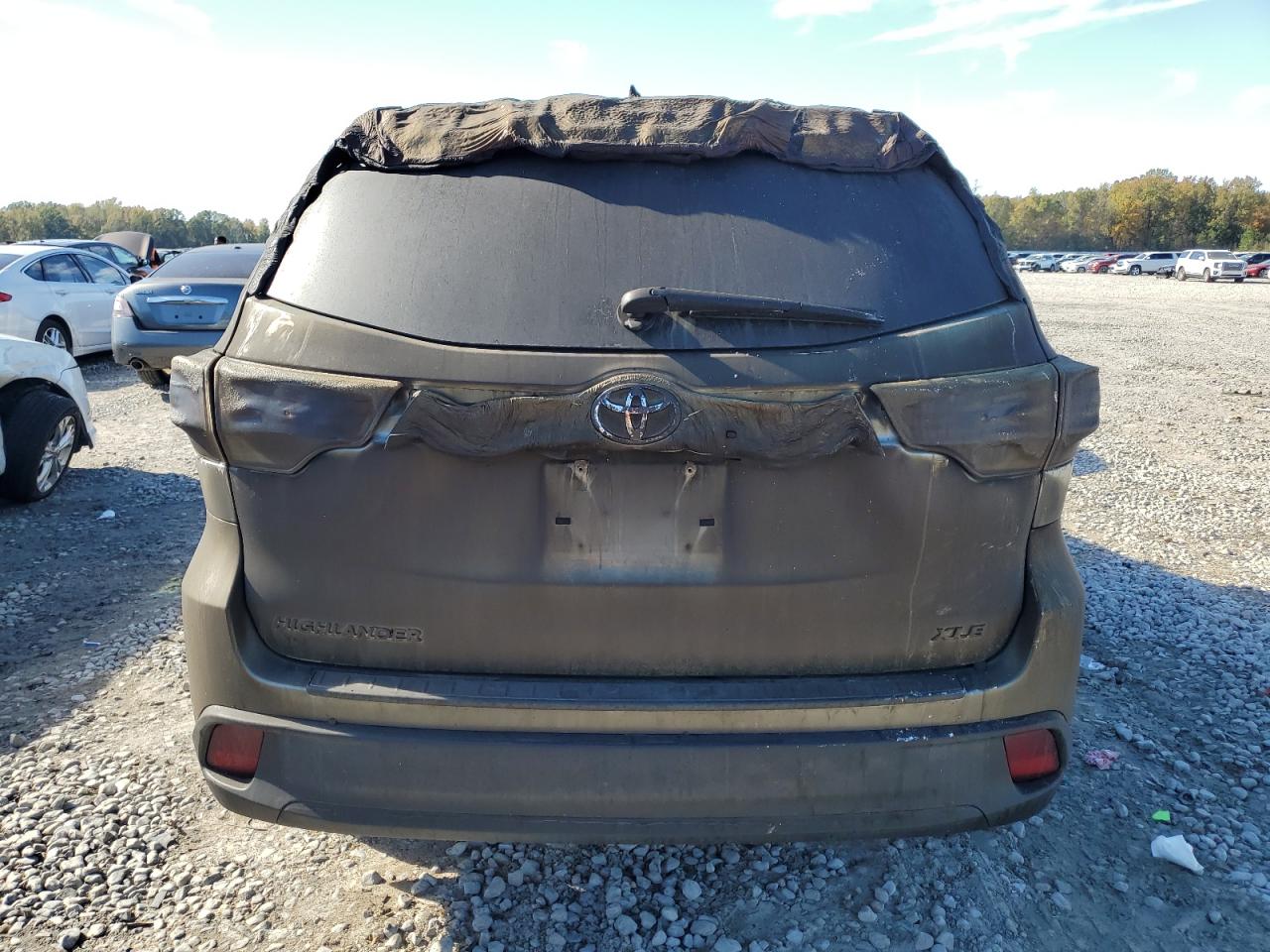 Lot #3021006190 2016 TOYOTA HIGHLANDER