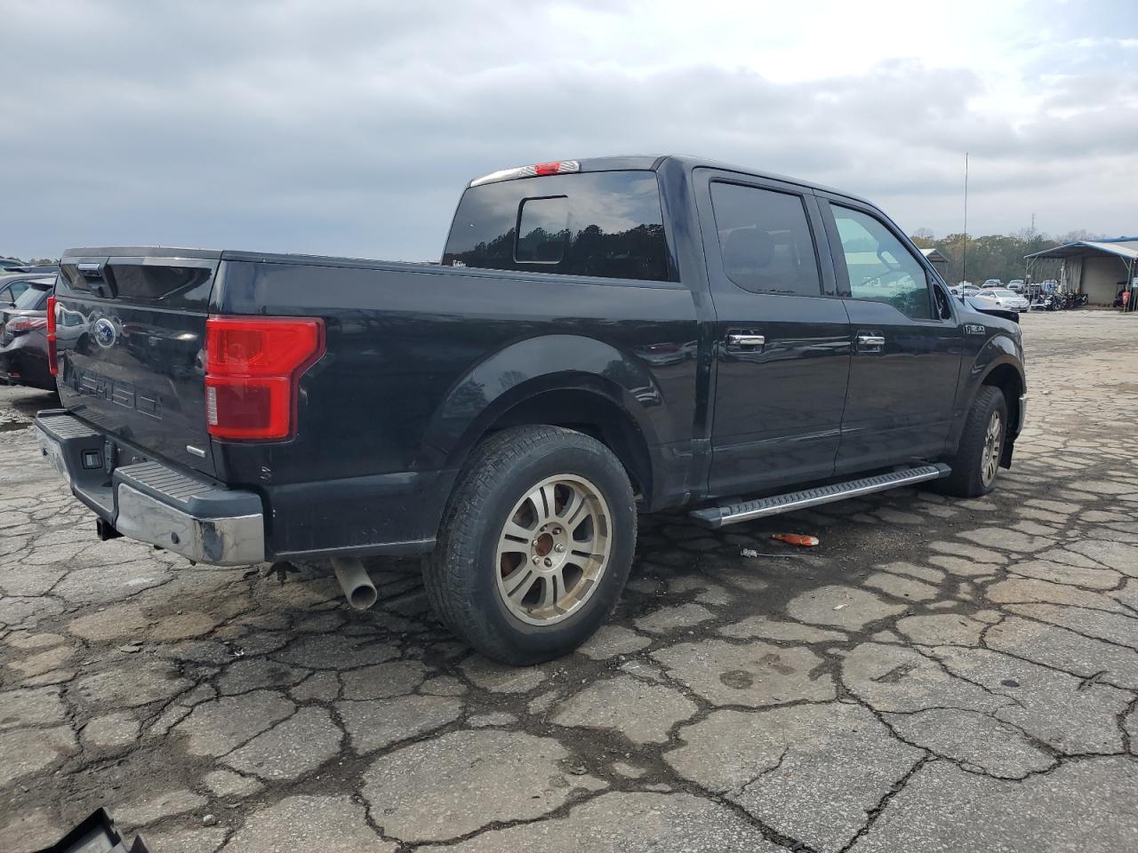 Lot #3022733319 2018 FORD F150 SUPER