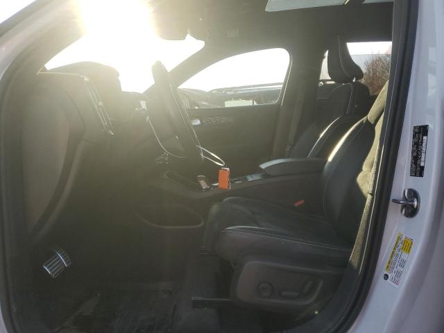 2022 VOLVO XC40 T5 R- - YV4162UM0N2725201