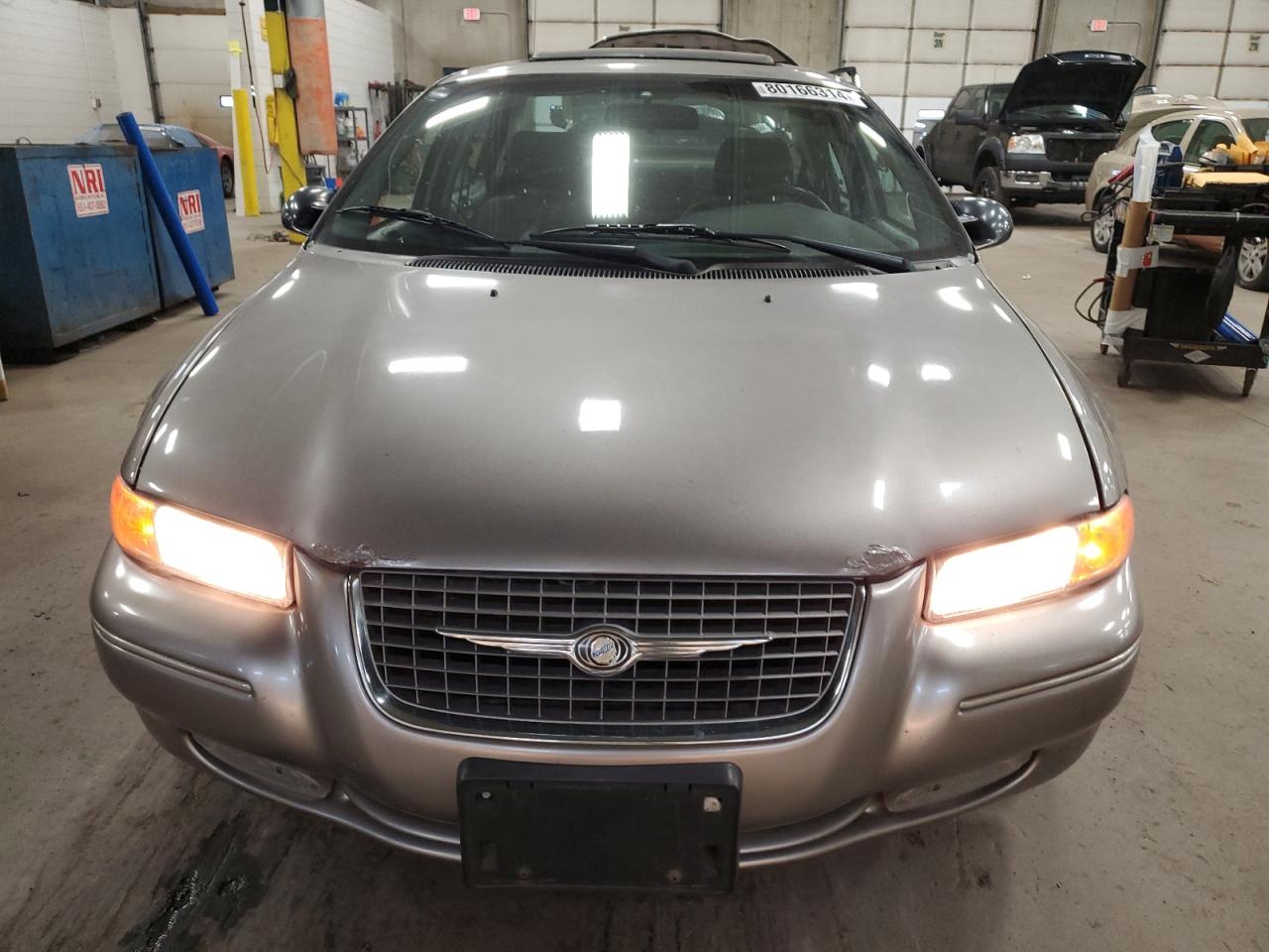 Lot #2974514426 1999 CHRYSLER CIRRUS LXI