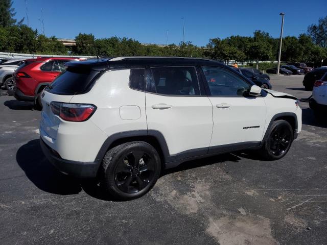 VIN 3C4NJCBB4KT820123 2019 JEEP COMPASS no.3