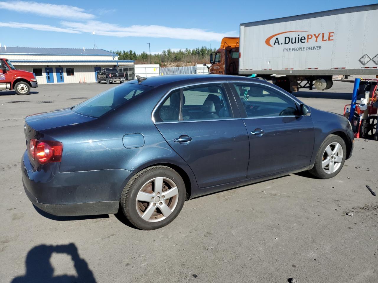 Lot #2991554139 2009 VOLKSWAGEN JETTA SE