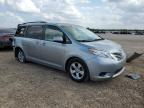 TOYOTA SIENNA LE photo