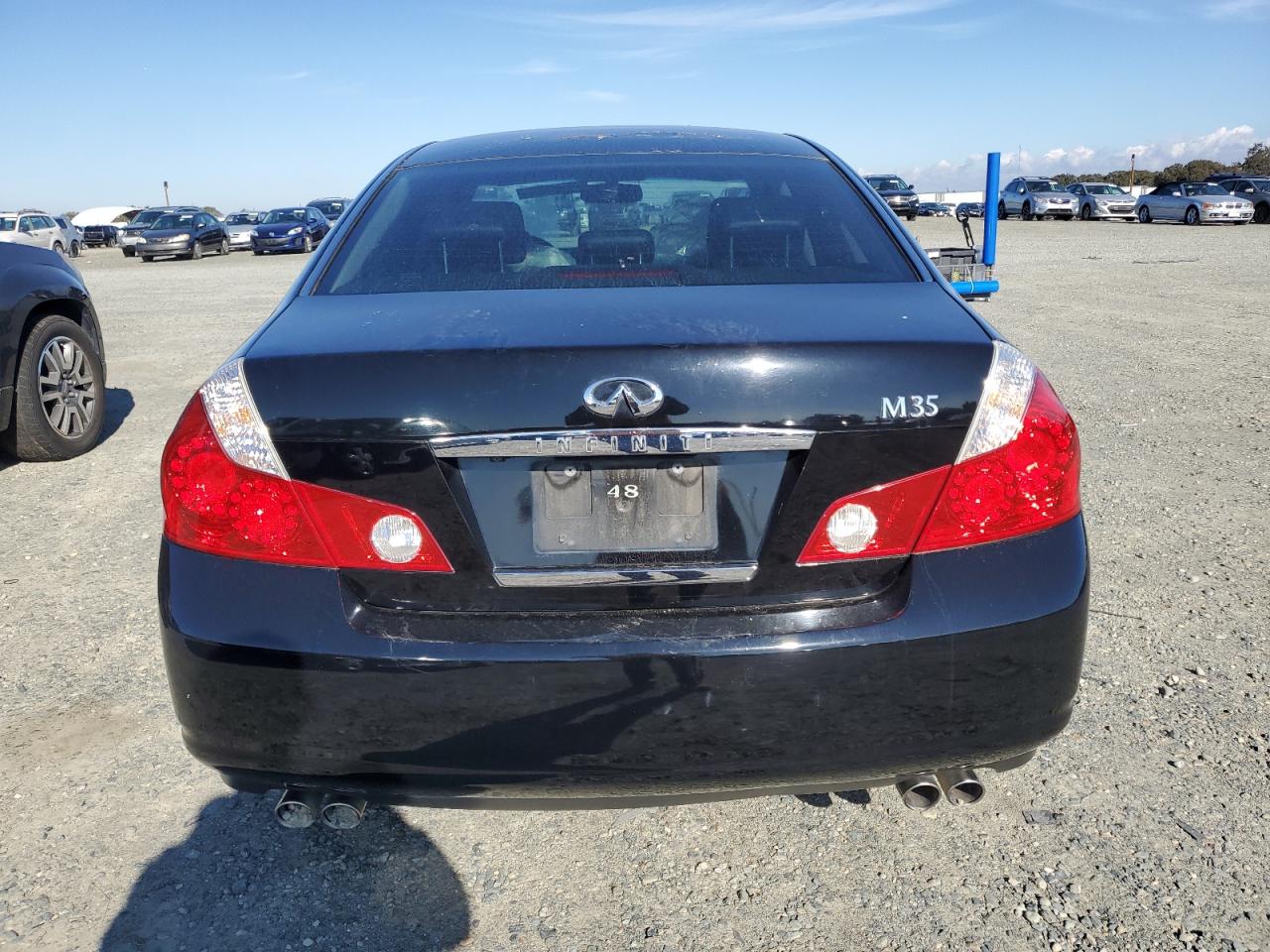 Lot #3044902006 2007 INFINITI M35 BASE