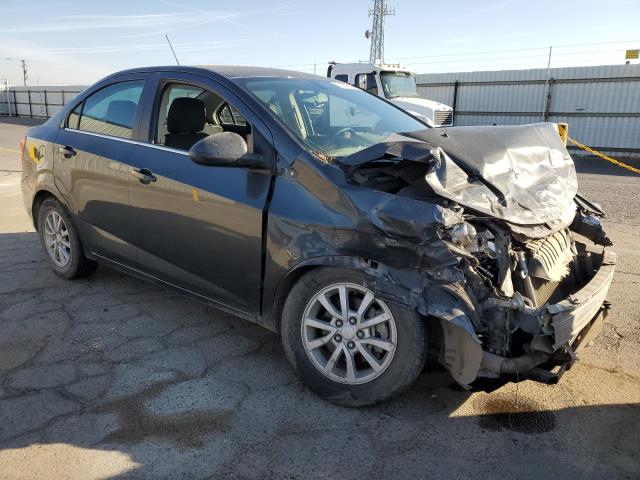 VIN 1G1JC5SB6H4144141 2017 Chevrolet Sonic, LT no.4