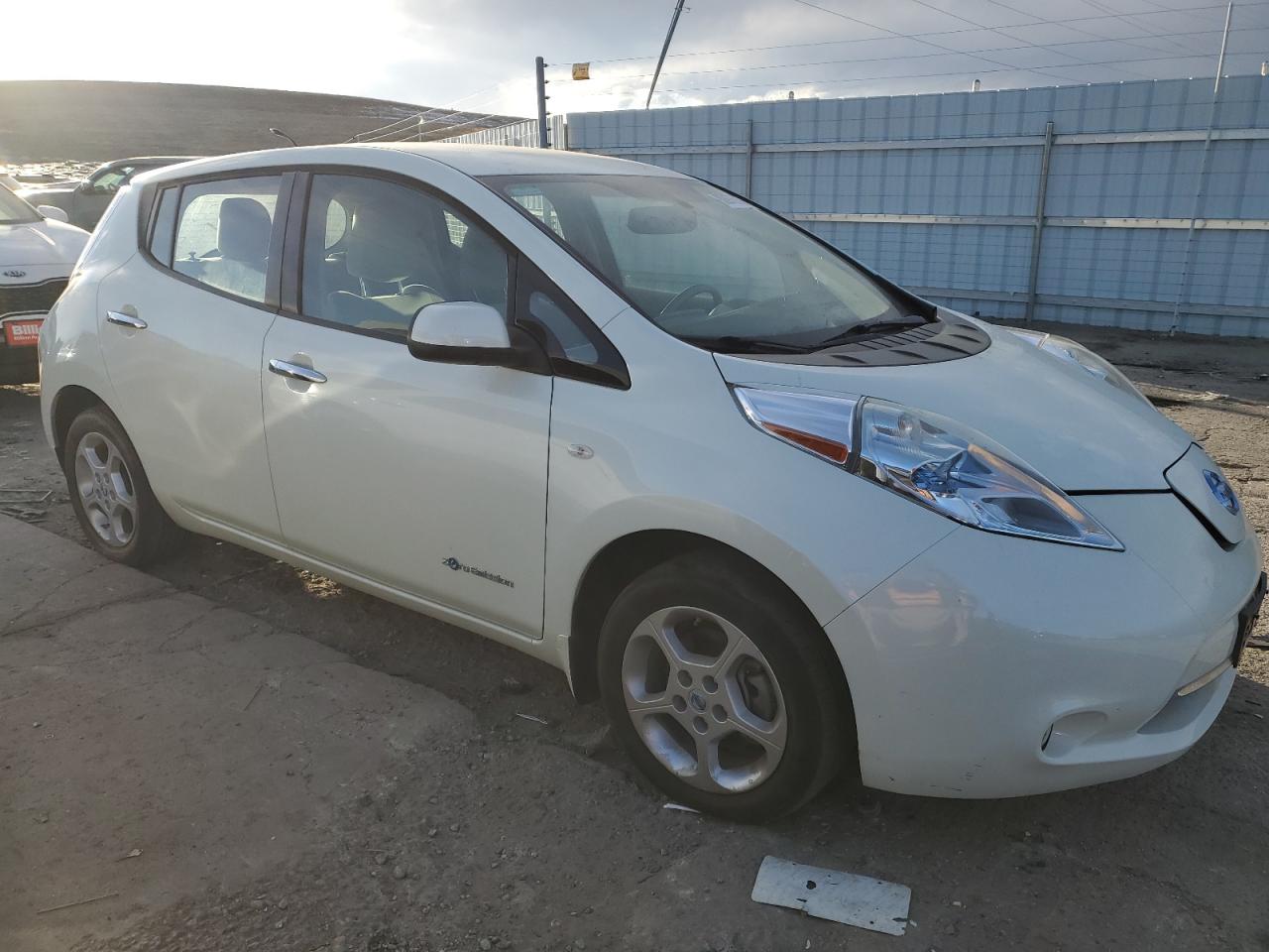 Lot #2986431182 2012 NISSAN LEAF SV