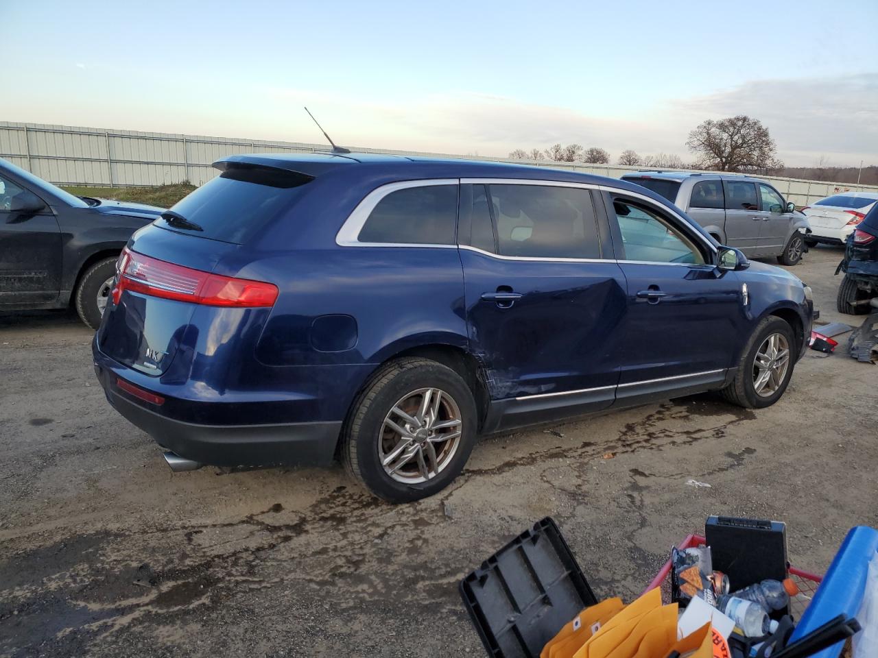 Lot #3042116189 2011 LINCOLN MKT