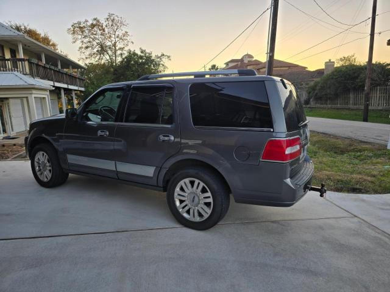 Lot #2990982209 2013 LINCOLN NAVIGATOR