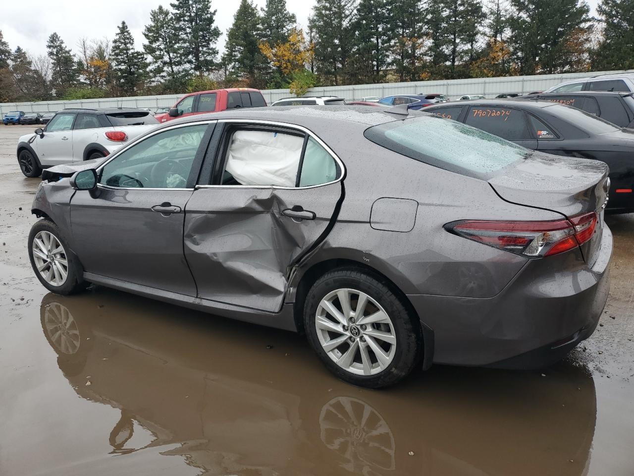 Lot #2991732138 2023 TOYOTA CAMRY LE