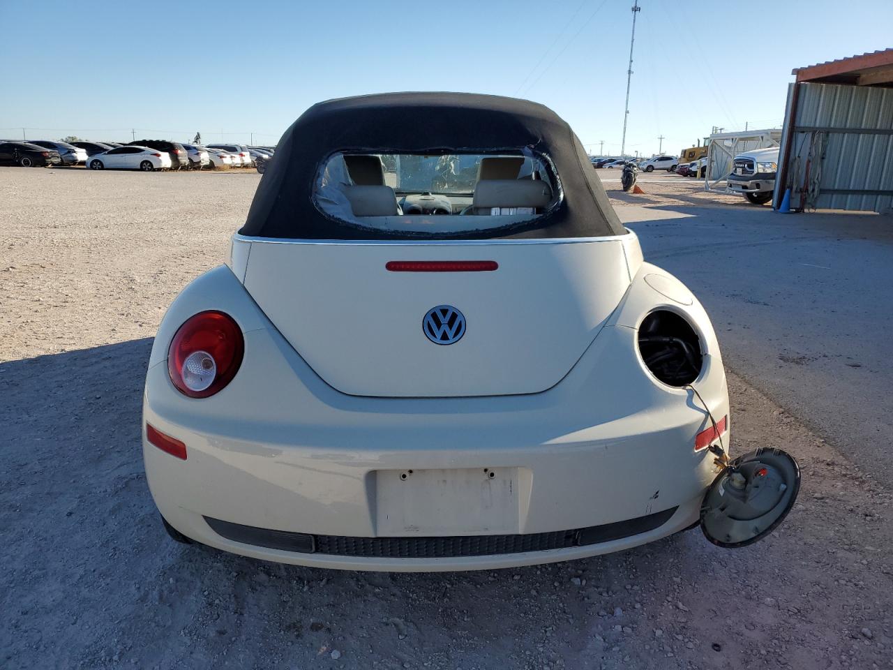 Lot #3024712657 2008 VOLKSWAGEN NEW BEETLE