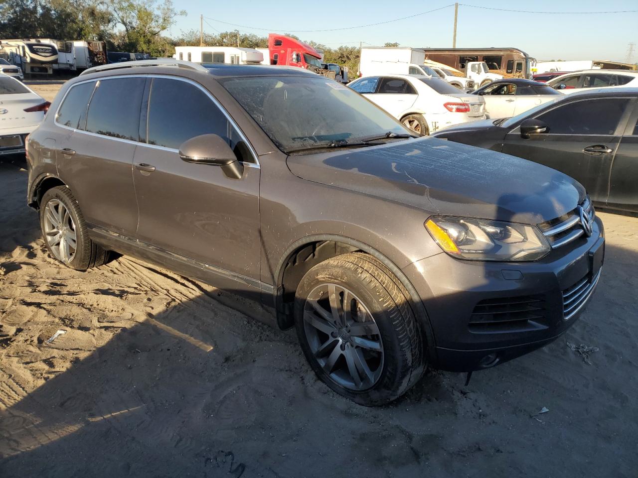 Lot #3033245861 2012 VOLKSWAGEN TOUAREG V6